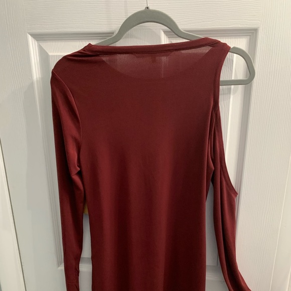 Rachel by Rachel Roy Cold Shoulder Top -Small - Picture 2 of 5